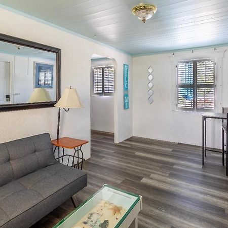 Bungalow 1 Minute From The Beach Suite #3 Englewood Ngoại thất bức ảnh