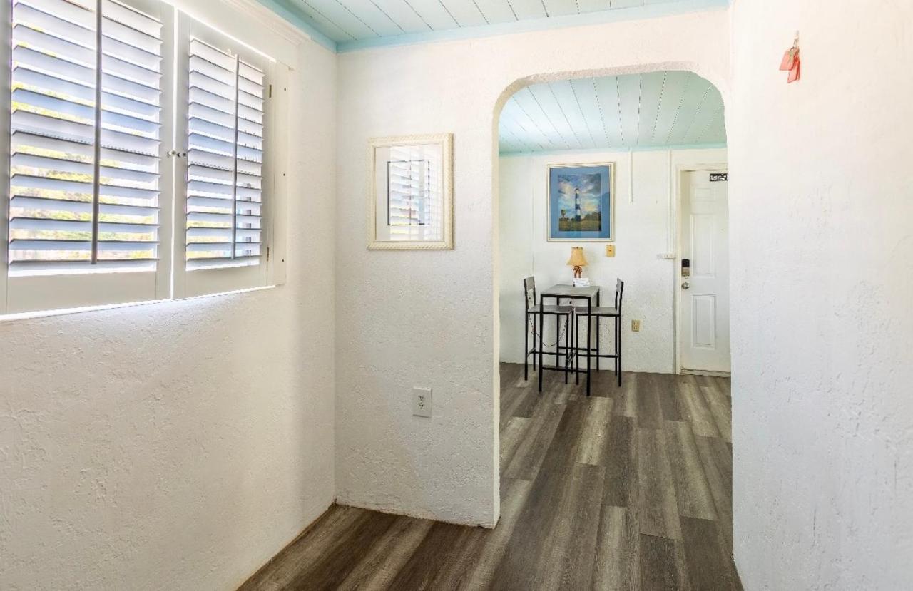 Bungalow 1 Minute From The Beach Suite #3 Englewood Ngoại thất bức ảnh